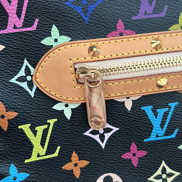 Louis Vutton Murakami monogram purse excellent condition has some hair line scr - Picture 8 of 14